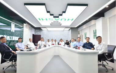 蔣錫培拜會(huì)四川華西集團(tuán)黨委書記、董事長楊斌